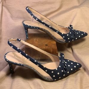 Kelly & Katie polka dot denim sling back sm. heels